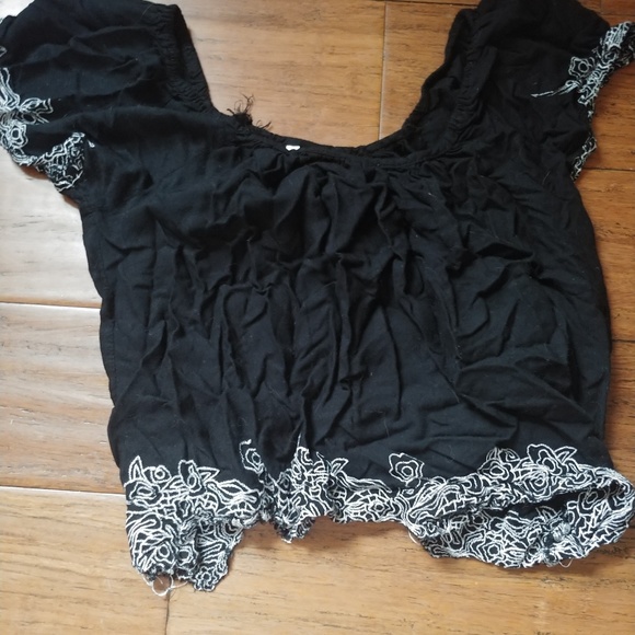 Woman clothing lot - Picture 3 of 8